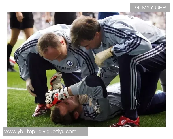 切尔西训练基地泳池警报误响球员们紧急撤离引发关注 切尔西训练基地泳池警报误响球员们紧急撤离引发关注